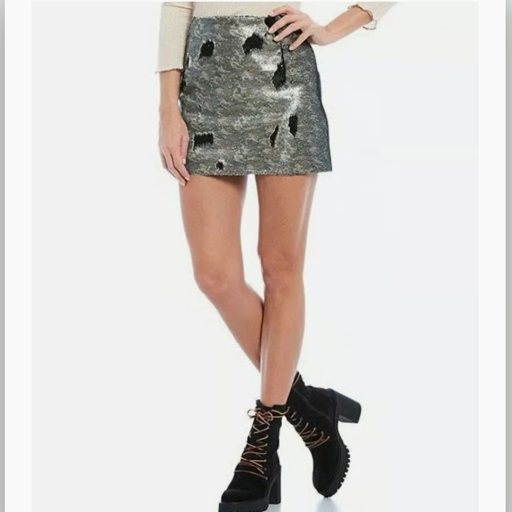 Free People FP One Flip Sequin Black & Camo Mini Skirt Metallic Womens Size 2